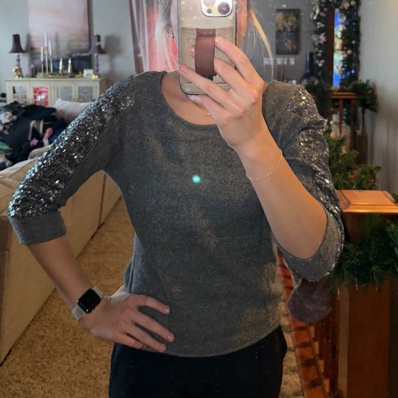 Sweater - size extra small - Picture 2 of 3